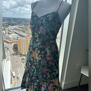 Jcrew liberty fabric adjustable strap size 4 summer dress.